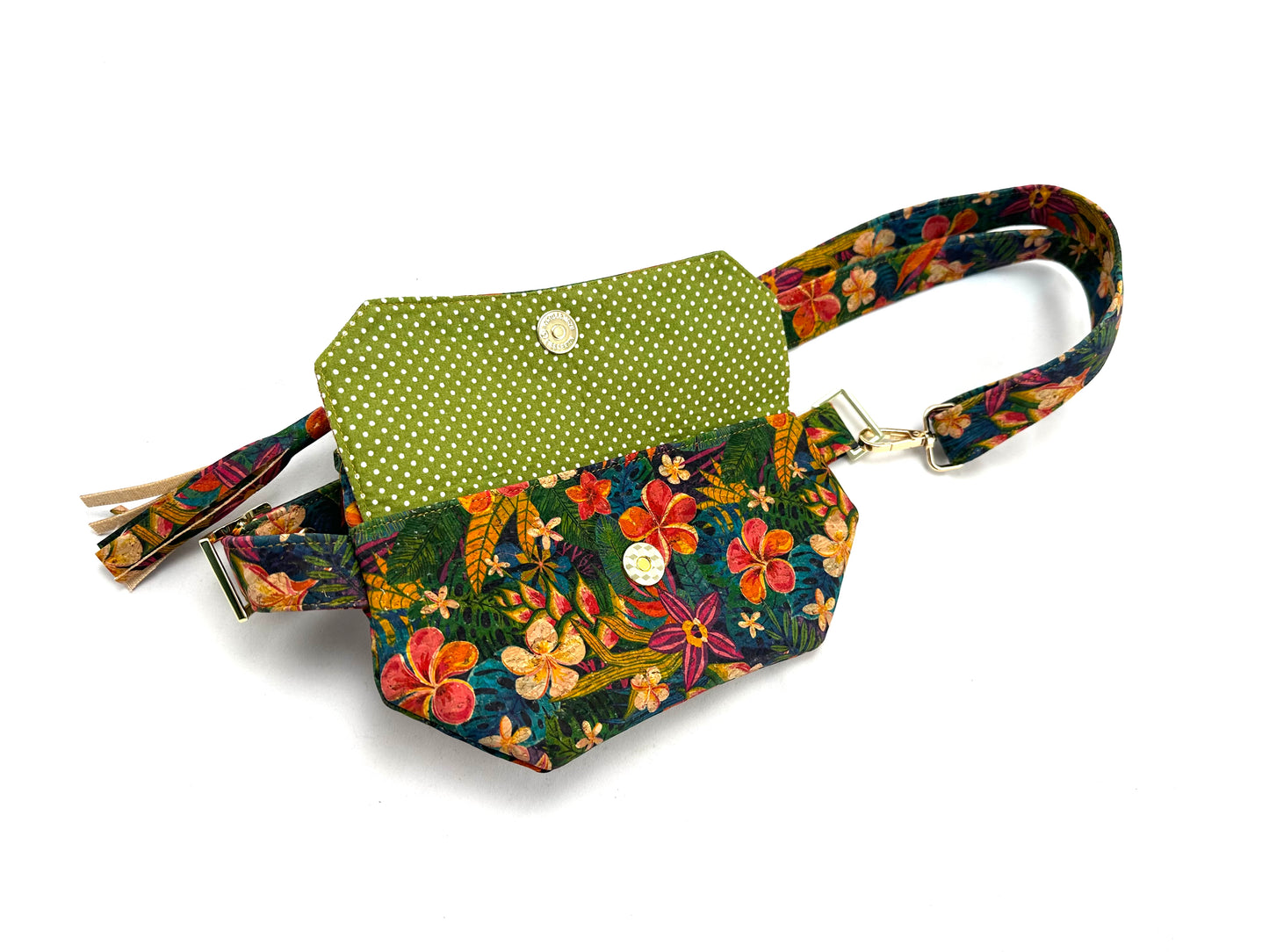 Deshon Sling Bag