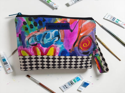 ART WRISTLET