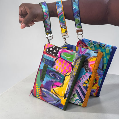 ART WRISTLET MUSTARD YELLOW