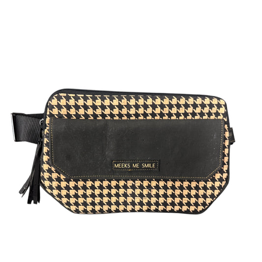 Deshon Sling Bag- Houndstooth