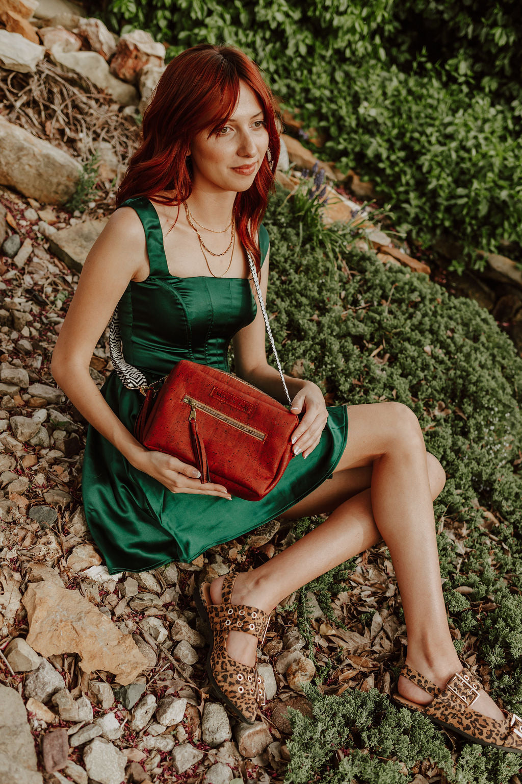 Nika-Brick Red